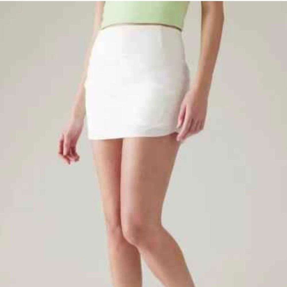 Athleta White RUN WITH IT Athletic Activewear Athleisure Skort